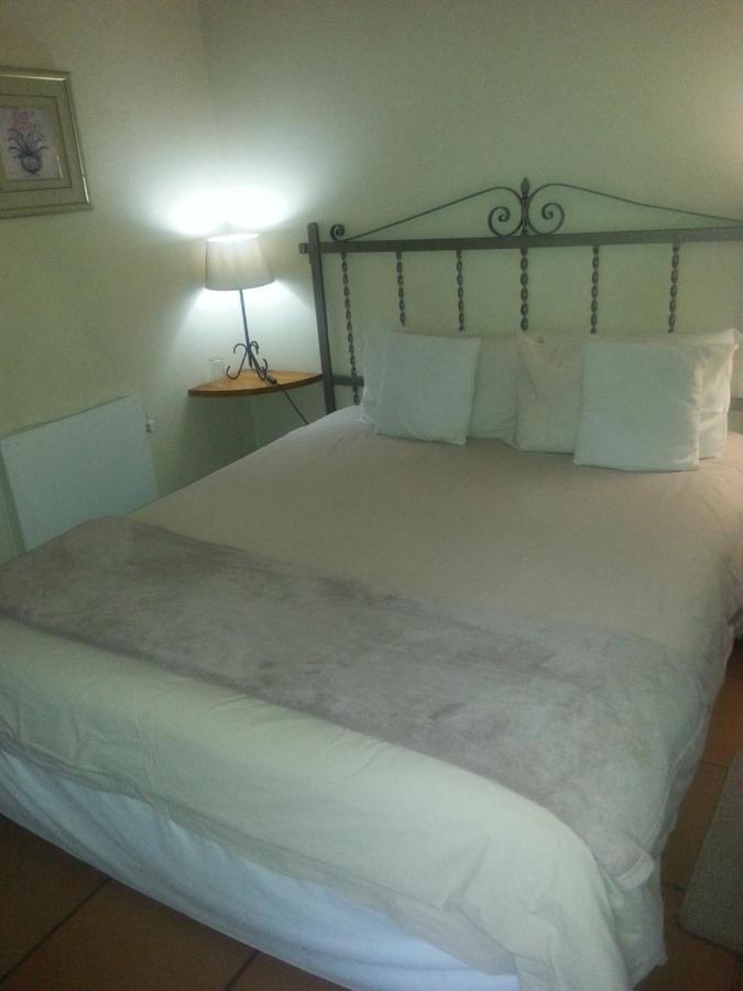 إيسكورت The Riverhouse Guesthouse المظهر الخارجي الصورة