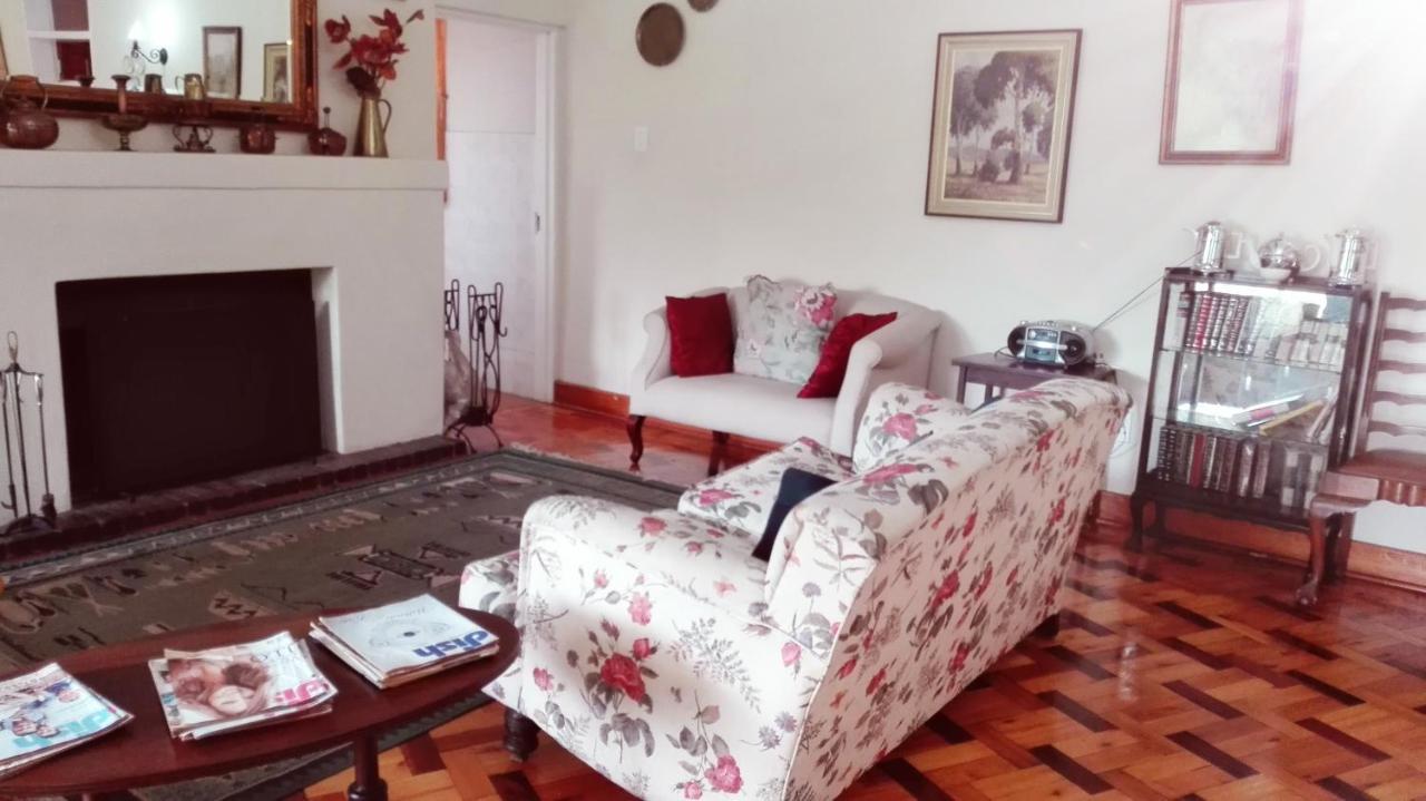 إيسكورت The Riverhouse Guesthouse المظهر الخارجي الصورة